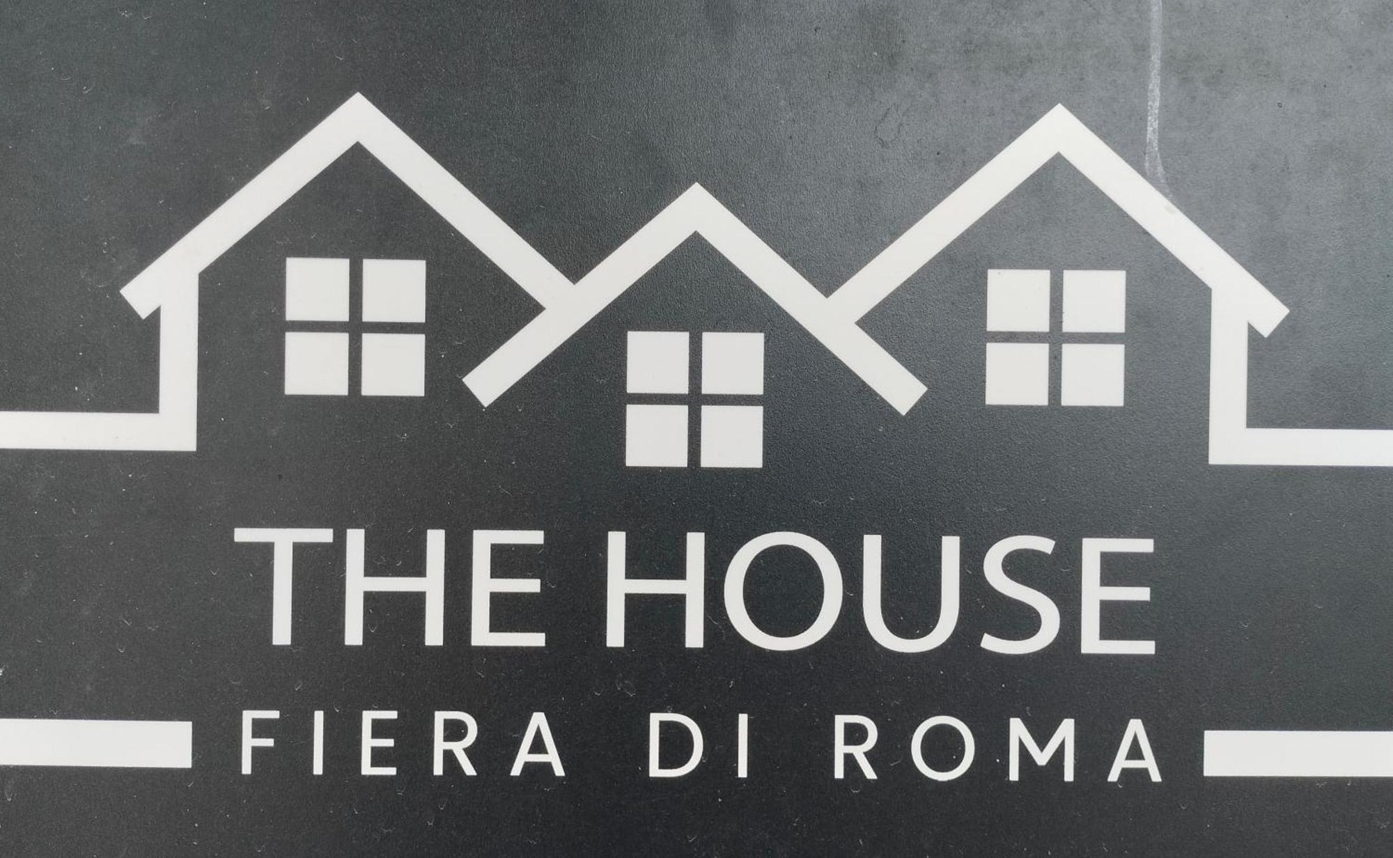 The House Room Aeroporto Fiumicino Buitenkant foto