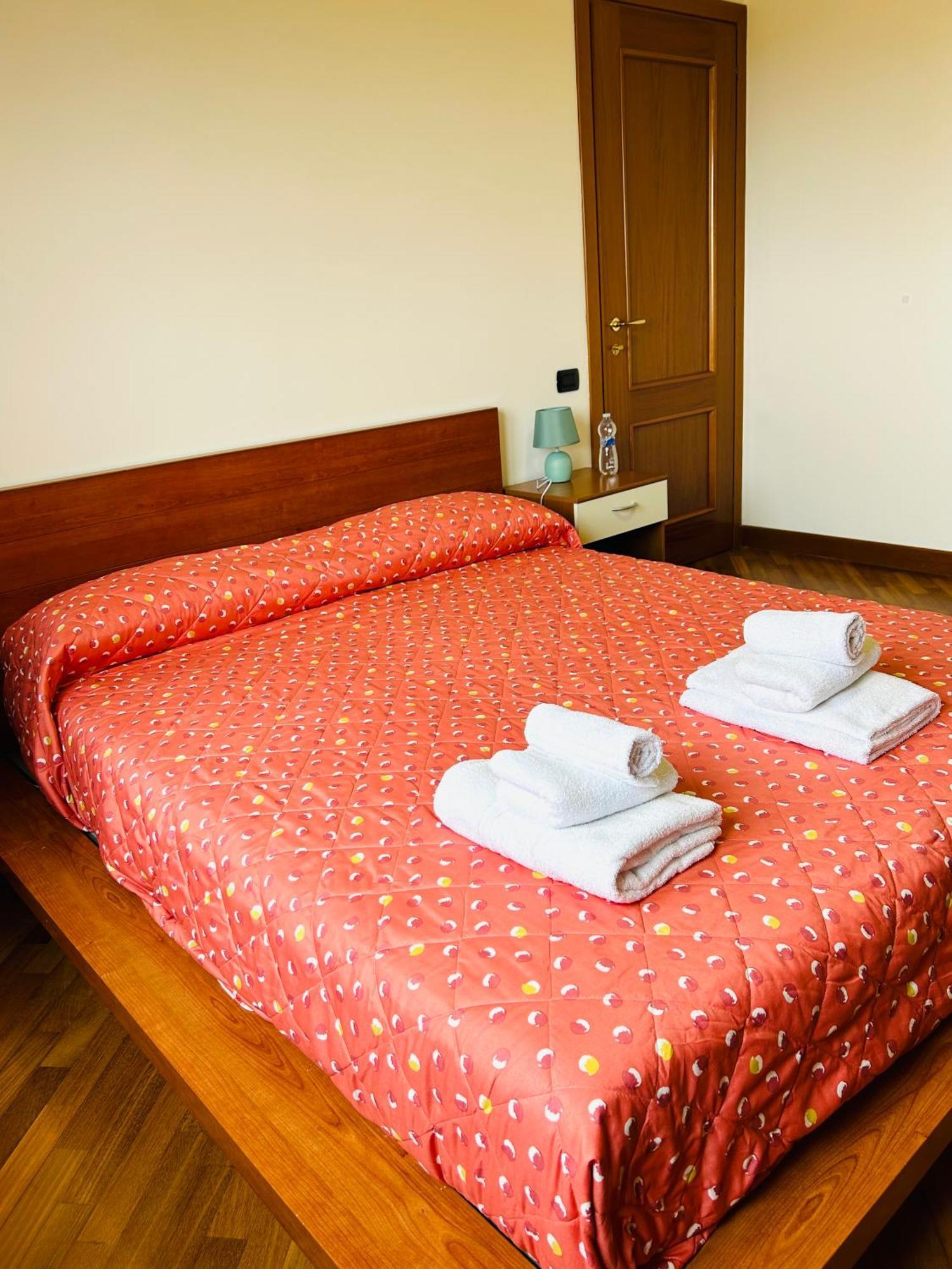 The House Room Aeroporto Fiumicino Buitenkant foto
